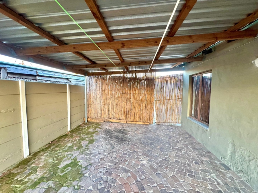 2 Bedroom Property for Sale in Voorbrug Western Cape